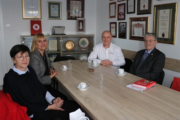 Delegacija Slovenskog Crvenog križa posjetila HCK